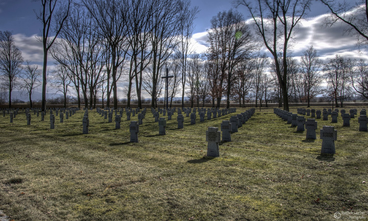 DSC 6926And7more tonemapped